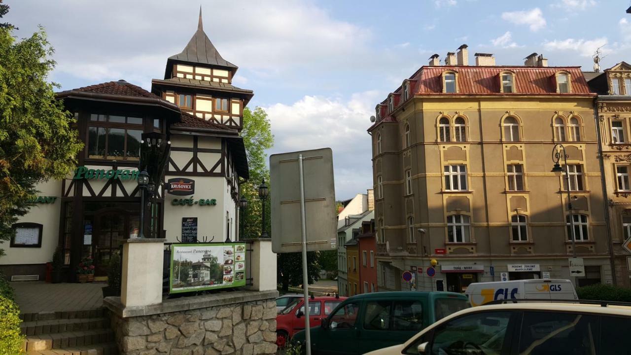 Laura'S Apartment Karlovy Vary Exterior photo